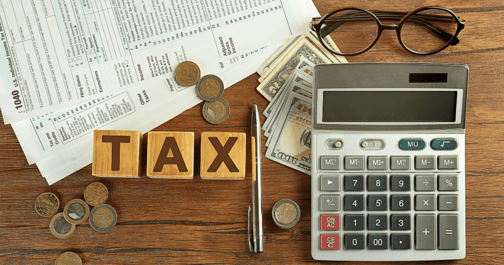 Visual guide for investors who want to invest in property abroad, comparing Indonesian locations based on strategy, demand type, and risk profile.