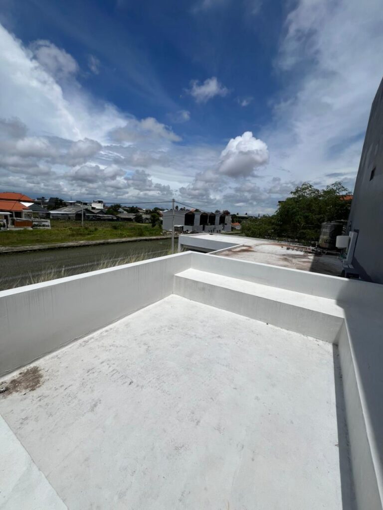 Luxury 2BR Villa with Rooftop Rice Field View – Prime Seminyak Location