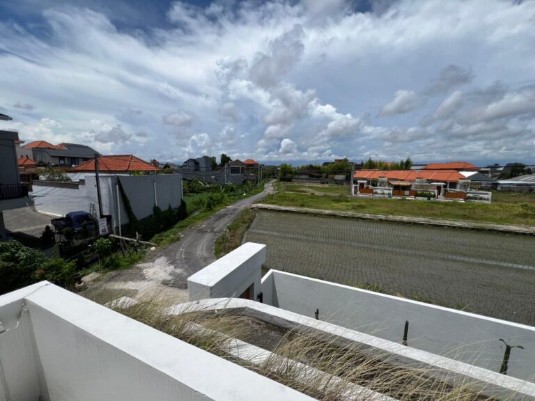 Luxury 2BR Villa with Rooftop Rice Field View – Prime Seminyak Location
