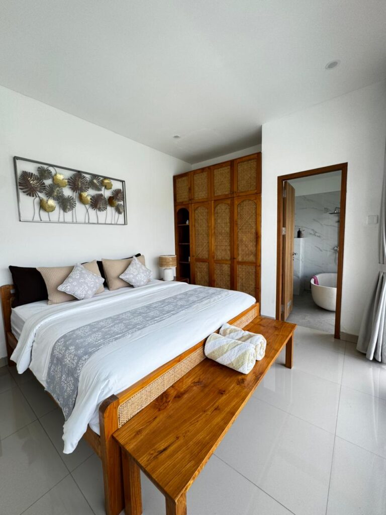 Luxury 2BR Villa with Rooftop Rice Field View – Prime Seminyak Location