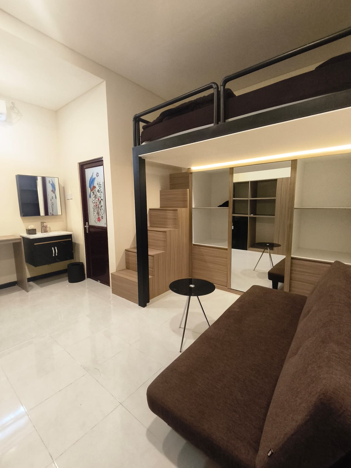 Cozy Mezzanine Smart Room – Modern Living Made Easy