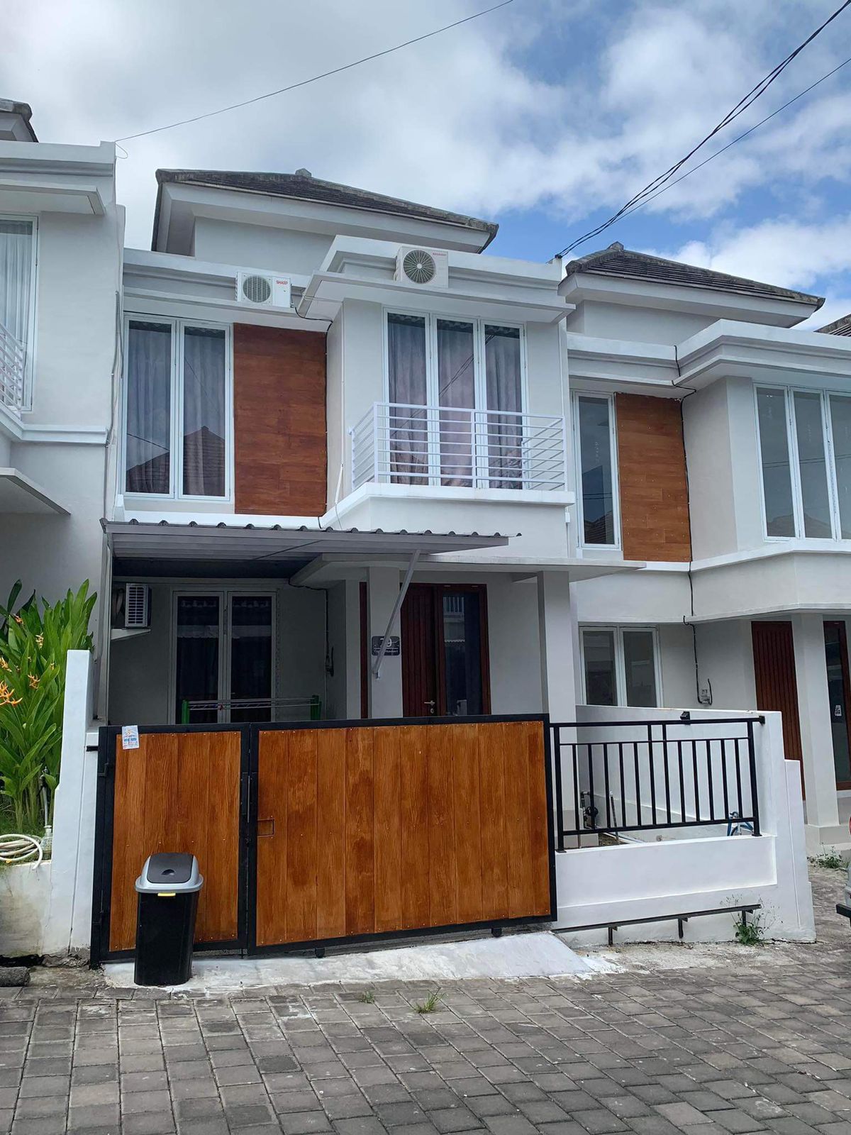 Modern 2-Storey Minimalist Home for Rent in Munggu – Secure & Comfortable Living