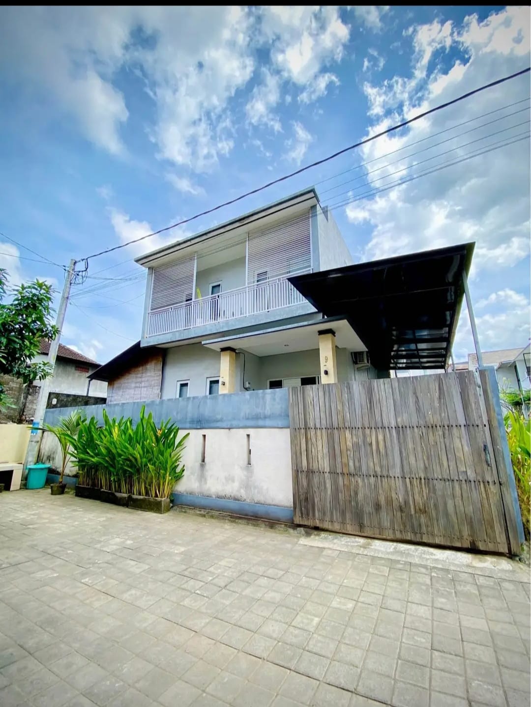 Quick Sale – Fully Furnished Modern Home Near Seminyak & Canggu | Strategic Denpasar Barat Location