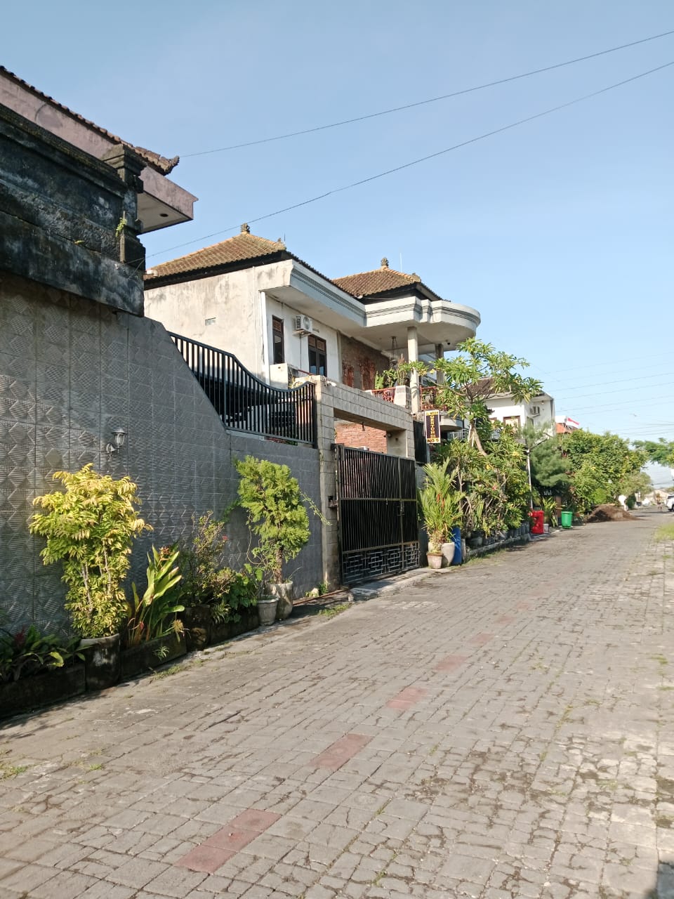 🏡 Two-Storey House for Sale in Dalung – Spacious Family Home