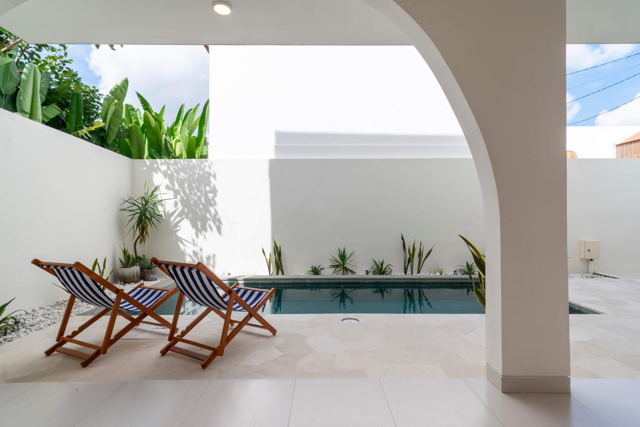 STYLISH 2 BR VILLA IN CANGGU