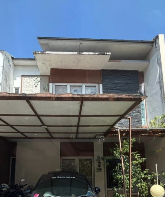 Modern House with Strategic Access in Mapala