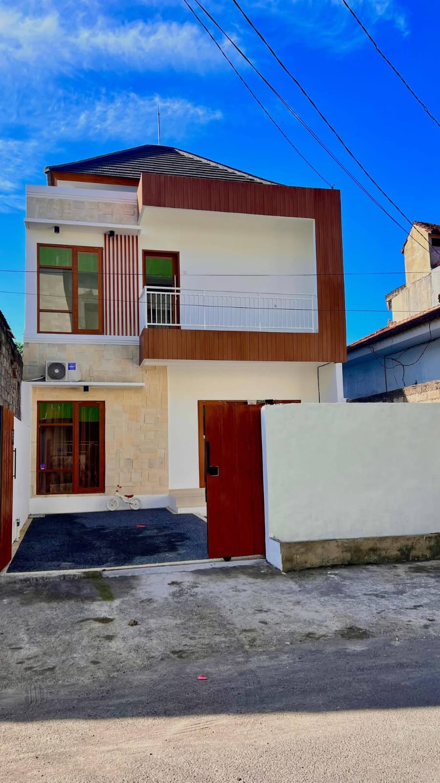 Brand-New Minimalist 2-Storey Home in Renon – Stylish Living in a Prestigious & Strategic Neighborhood