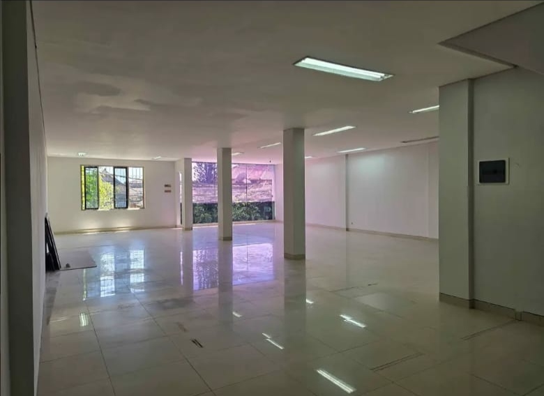 SPACIOUS SHOPHOUSE IN EAST DENPASAR