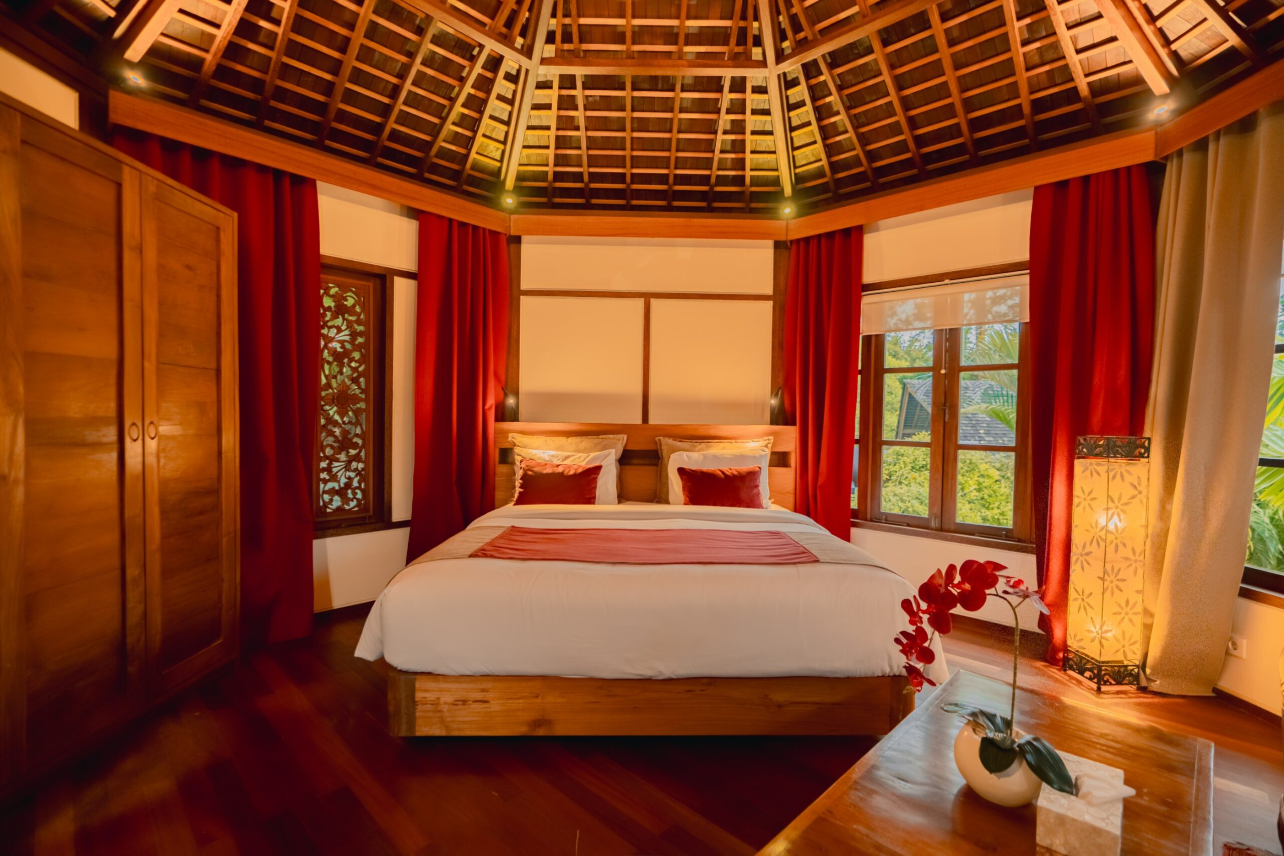 Spacious Family Villa with Private Pool in Seminyak Prime Location
