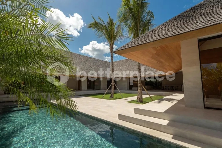 Luxury 5 Bedroom Private Villa in Tumbak Bayuh, Canggu – Premium Modern Residence