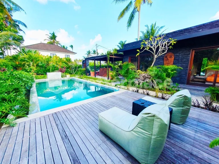 Your Peaceful Bali Sanctuary Awaits: Stylish 3-Bedroom Villa in Kemenuh with Tropical Garden and Private Swimming Pool