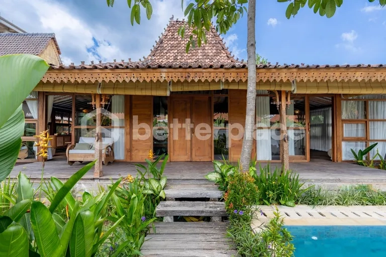 Two Terraces, One Pool, Endless Green — Authentic Joglo 2-Bed Villa Moments from Ubud’s Cafés and Yoga Studios