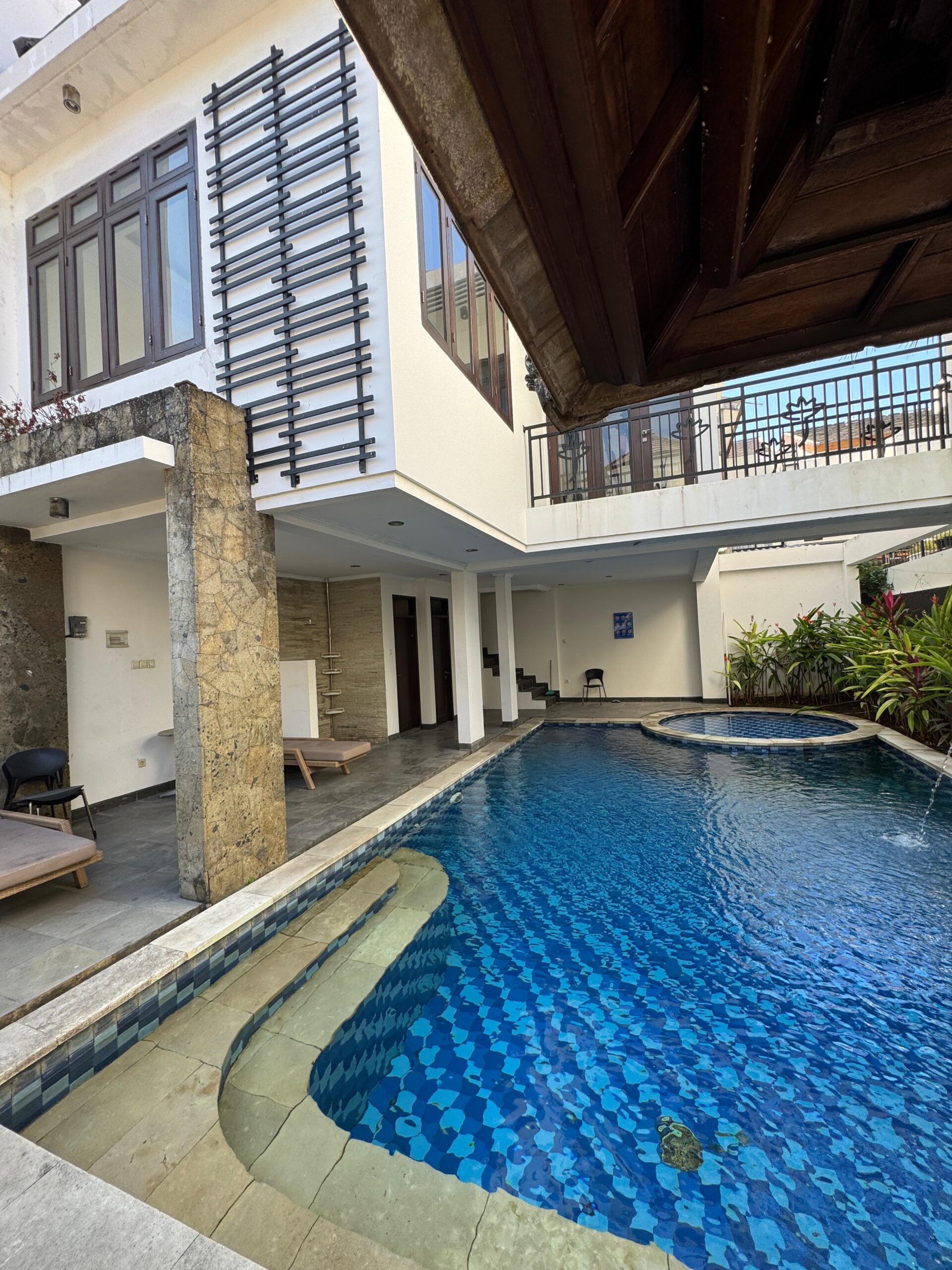 5 Bedroom House For Rent In Renon